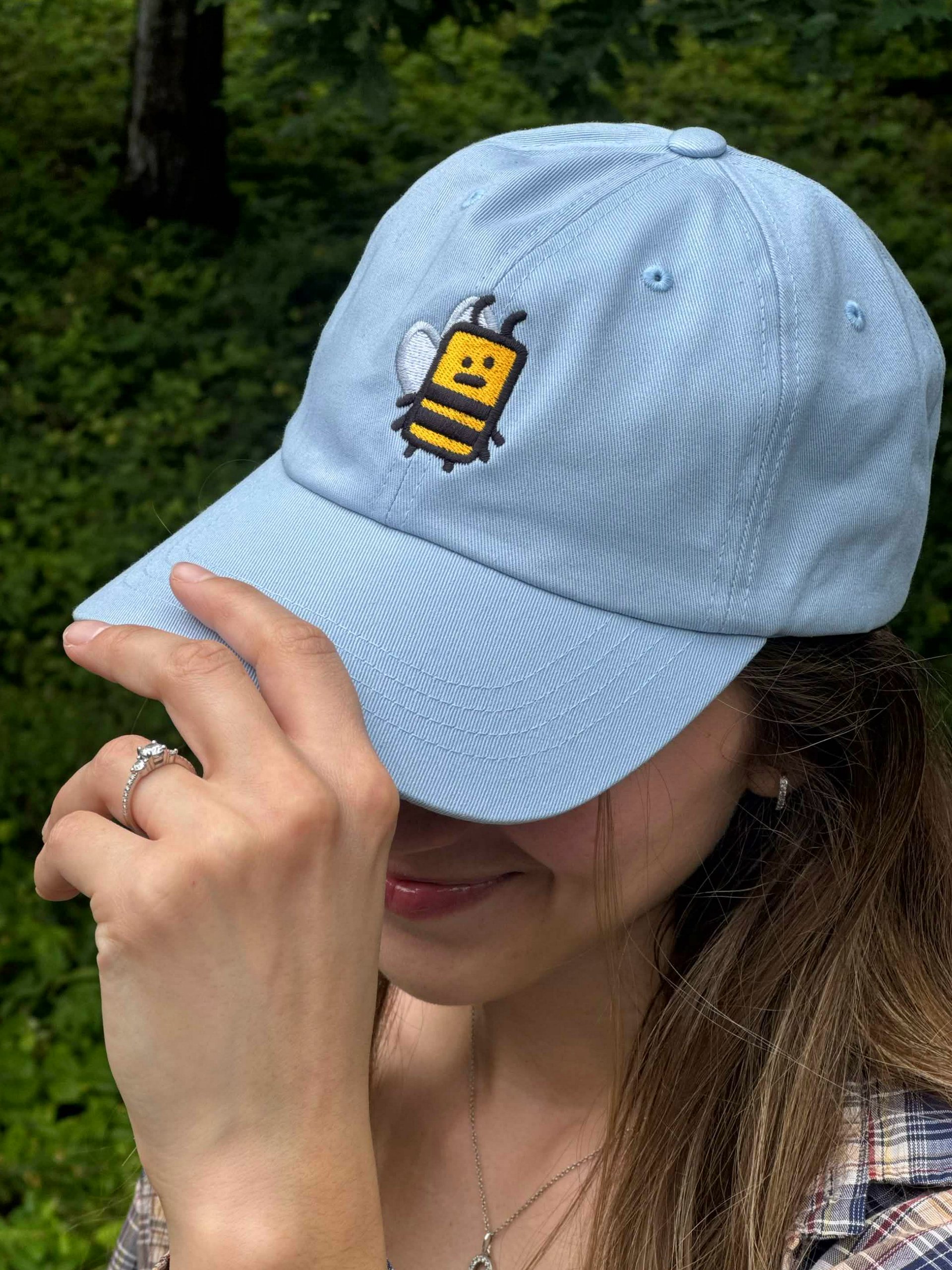 bee hat product image (1)