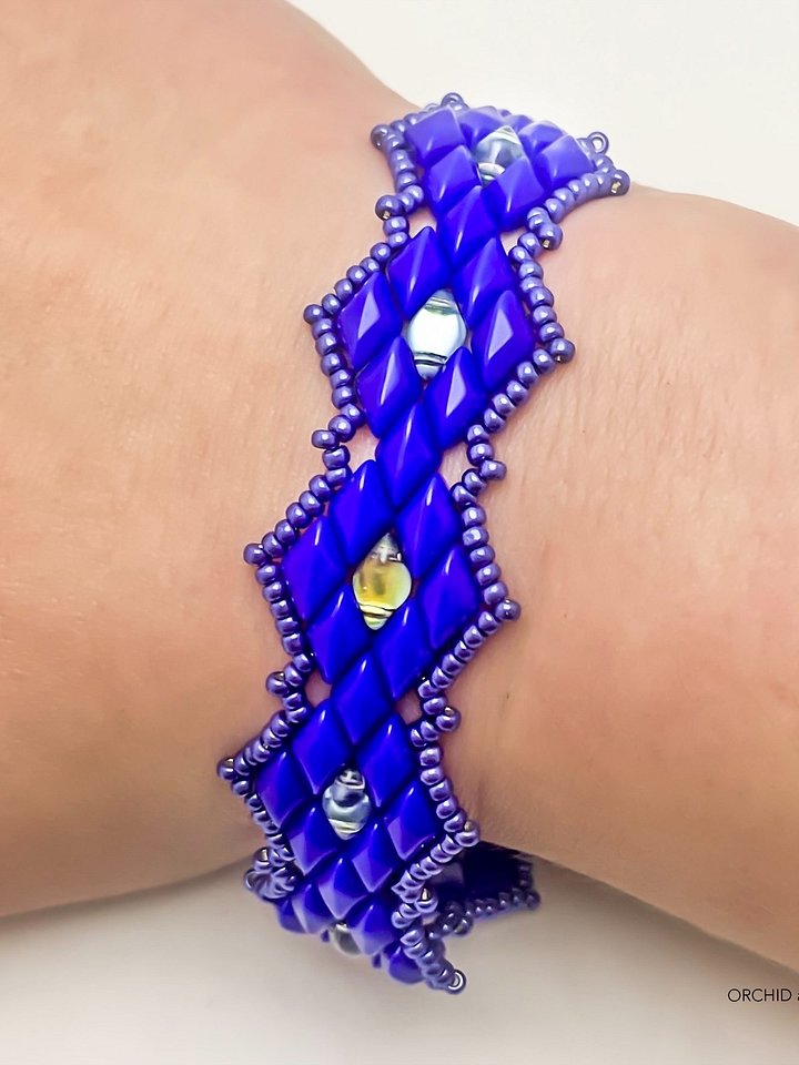 Backlit GemDuo Bracelet - Blue product image (2)