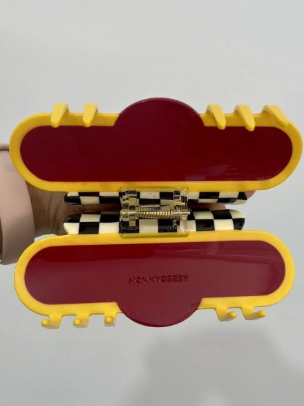 FNAF SIGN HAIR CLAW product image (3)