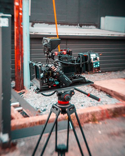 Some shots from the set of the most recent @djmphoto 48 Hour Film Festival set!
•
#bts #48hourfilmfestival #cinematography #b...