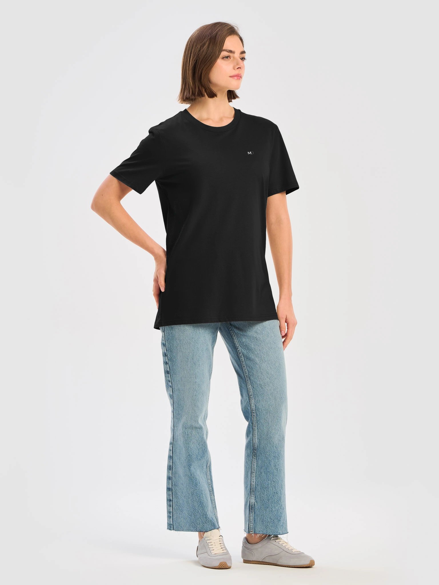 Focus Beats Distraction. – Premium T-Shirt product image (11)