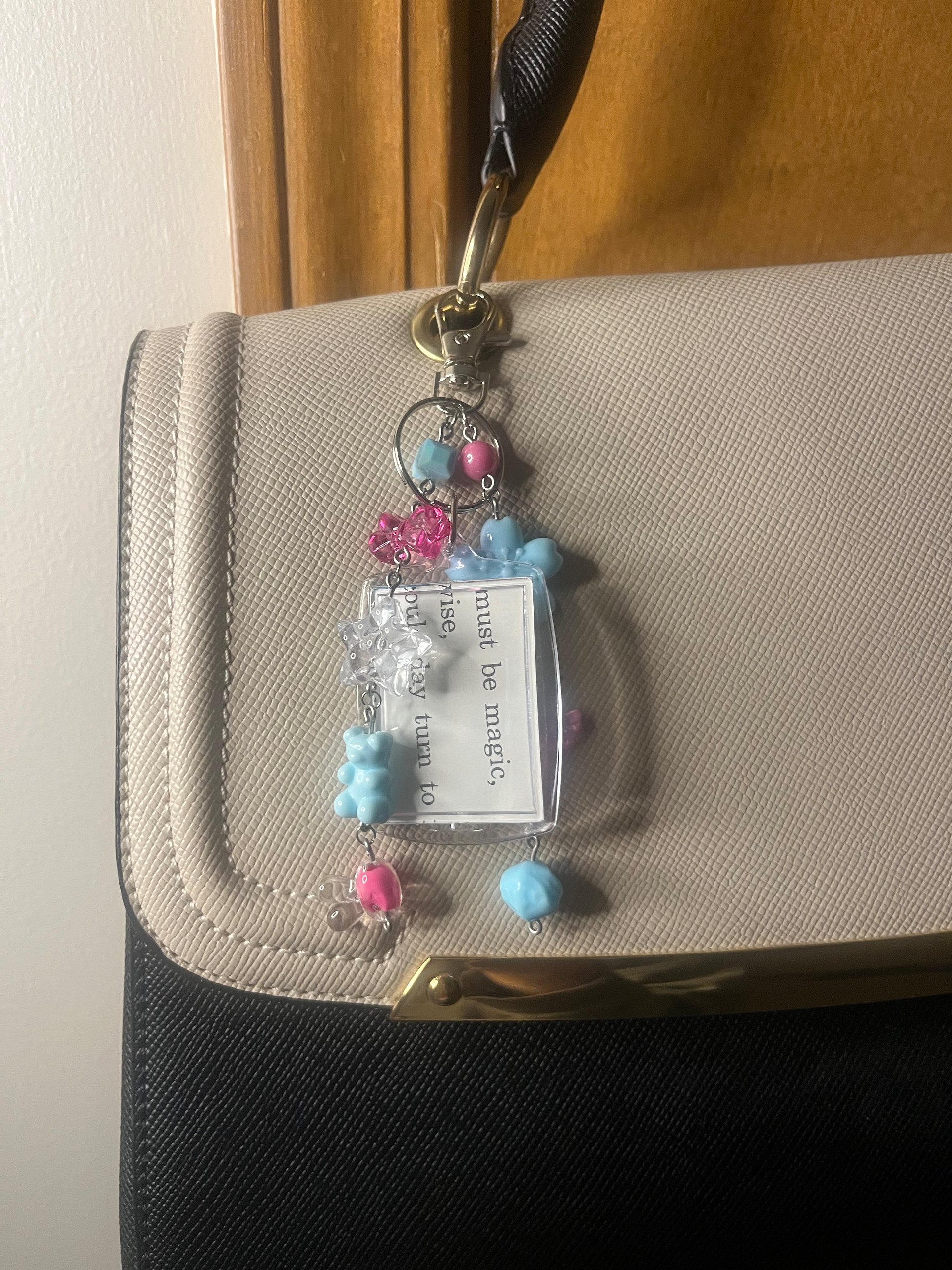 Magicians Stuff Deluxe Bag Charm product image (3)