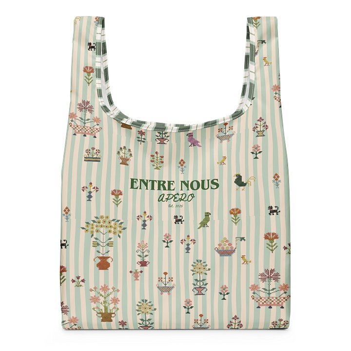 Au Jardin Market Tote product image (1)