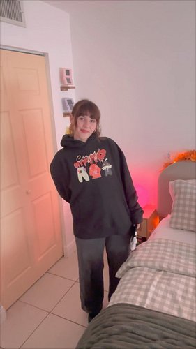 🍁 NEW FALL/WINTER MERCH is now available on the cozygamenight website 🎃 (link in my bio)

Cozy Club Crewnecks and Tshirts 🦌✨
...