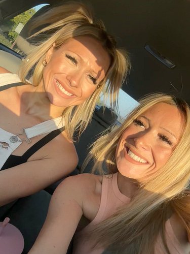 heyyyyoo guys guess what today is !!!!??? Okay fine !!!! We will tell you!!!! It’s WORLD SMILE DAY 💛☀️🌸🌟😎😀☺️😍🤩 

Did you know...