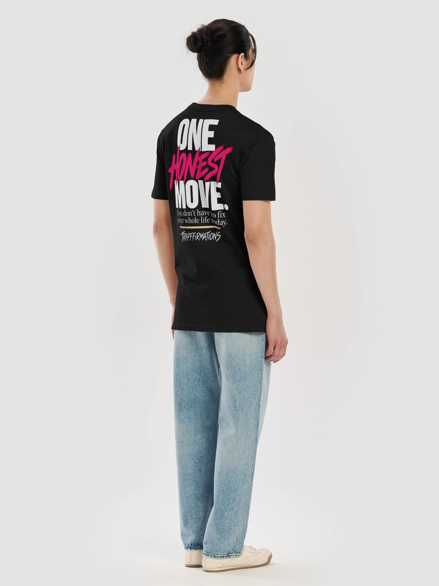 ONE HONEST MOVE. • The Reset Tee | Black product image (8)