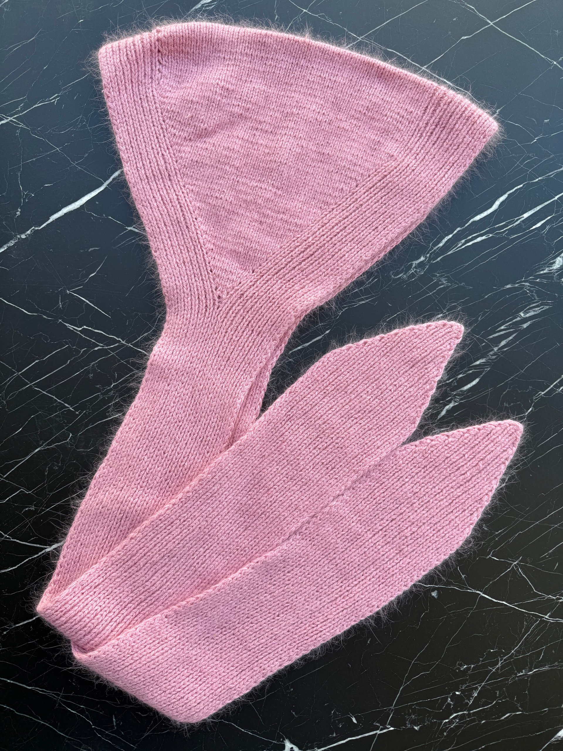 Knit Hat-Hood with Ties Pattern product image (1)