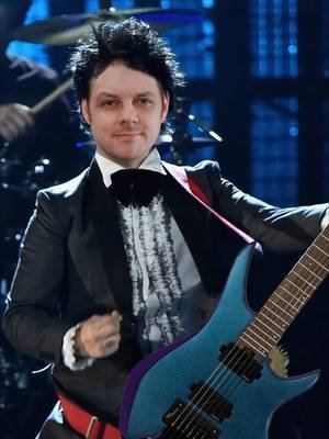 #newguitar #freegloomdarkheart#musictomurderto #mania #illgiveyouwater