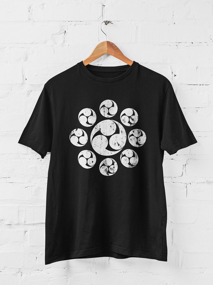 Miyamoto Musashi Family Crest Premium Tee product image (1)