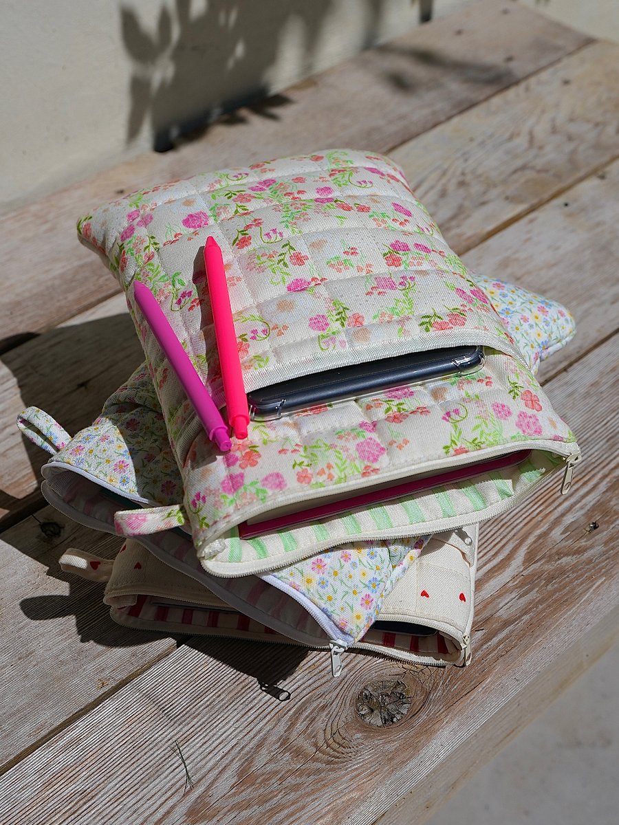 The Harper Booksleeve product image (3)