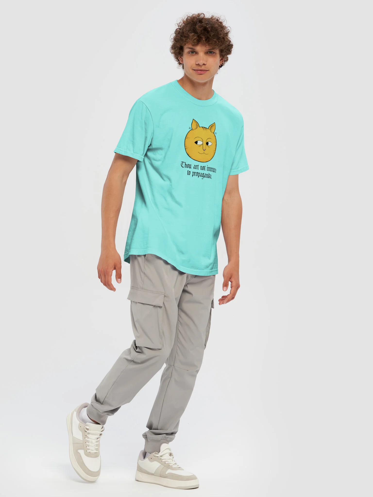 Propaganda product image (25)