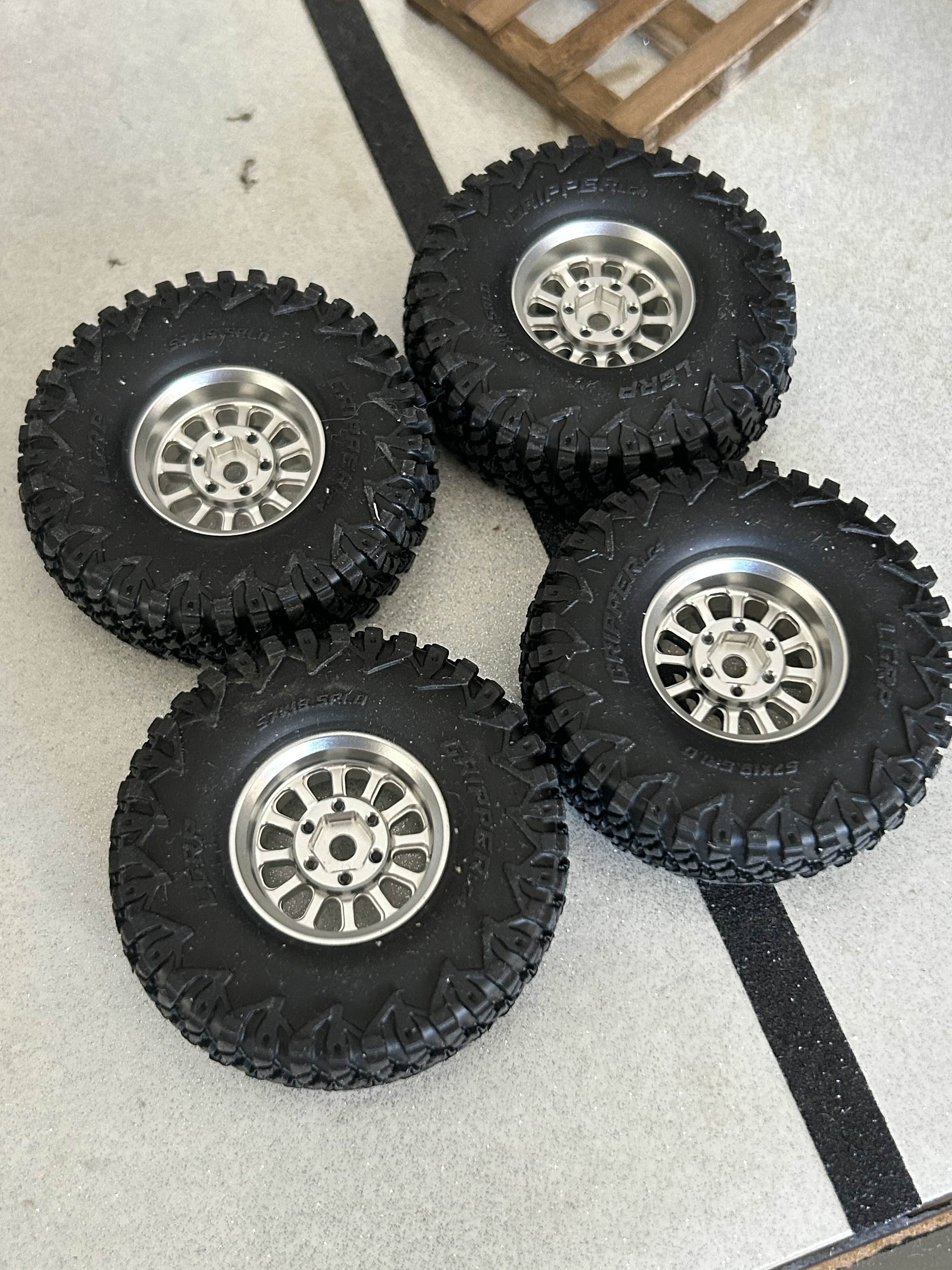 LGRP Wheels / Tires product image (3)