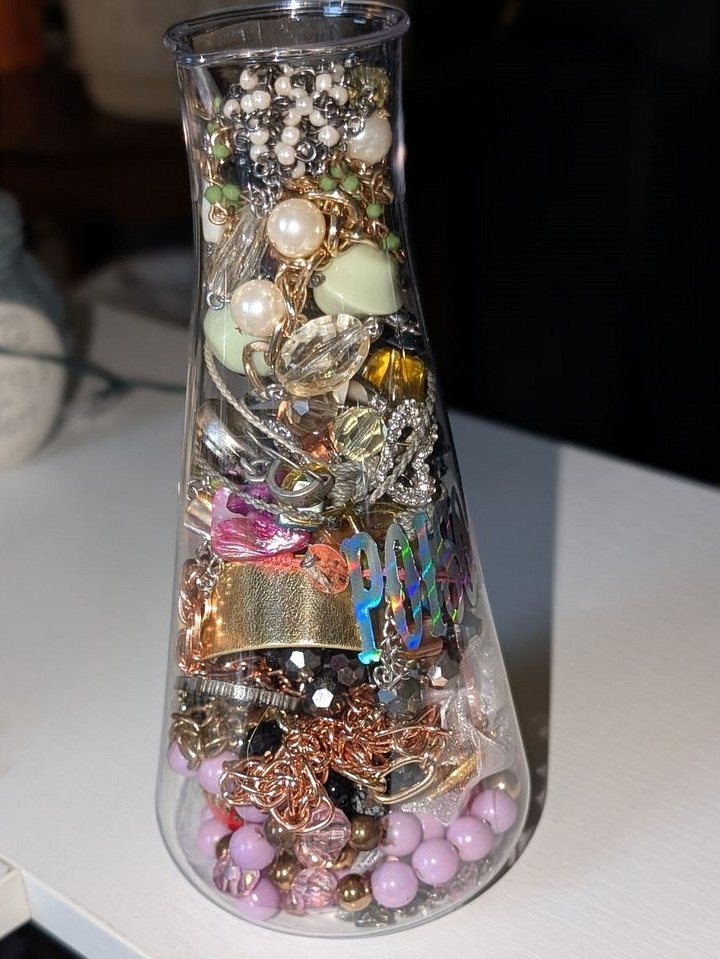 **Limited Item** Mystery Science Beaker! product image (2)