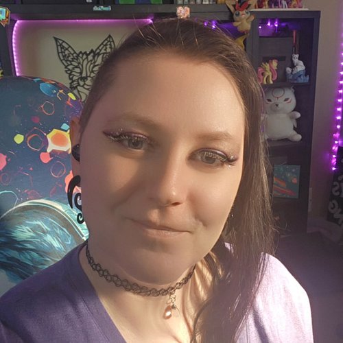 Live on Twitch for my birthday today and tomorrow with giveaways for all of YOU!
Twitch.tv/akkaifox