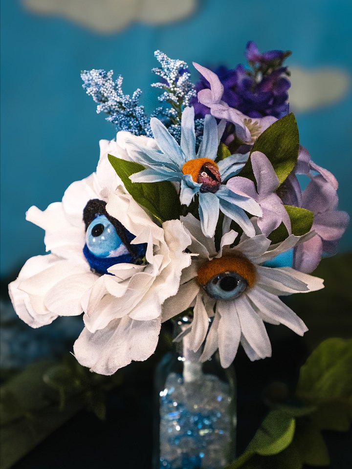 White and Blue Bouquet product image (2)