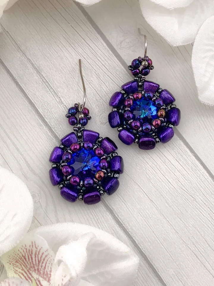 Nib-Bit Blossom Crystal Beaded Earrings - Purple product image (1)