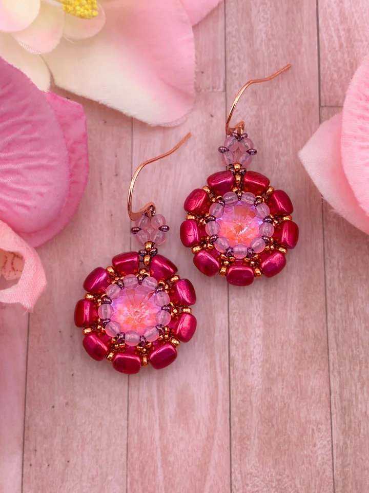 Nib-Bit Blossom Crystal Beaded Earrings - Pink product image (2)