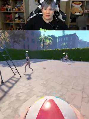 I learned I could use the ball for evil  #waterparksimulator #funnymoments #indiegames #streaming 