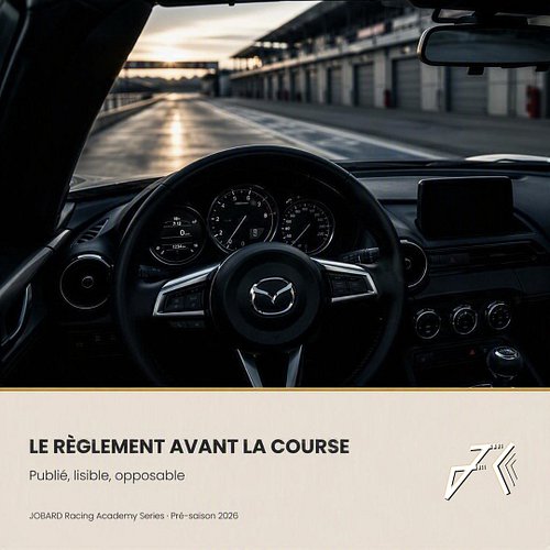 J-20 avant la première manche.

Ce qu'on a écrit en premier, ce n'est pas l'annonce. C'est le règlement.

Direction de course...