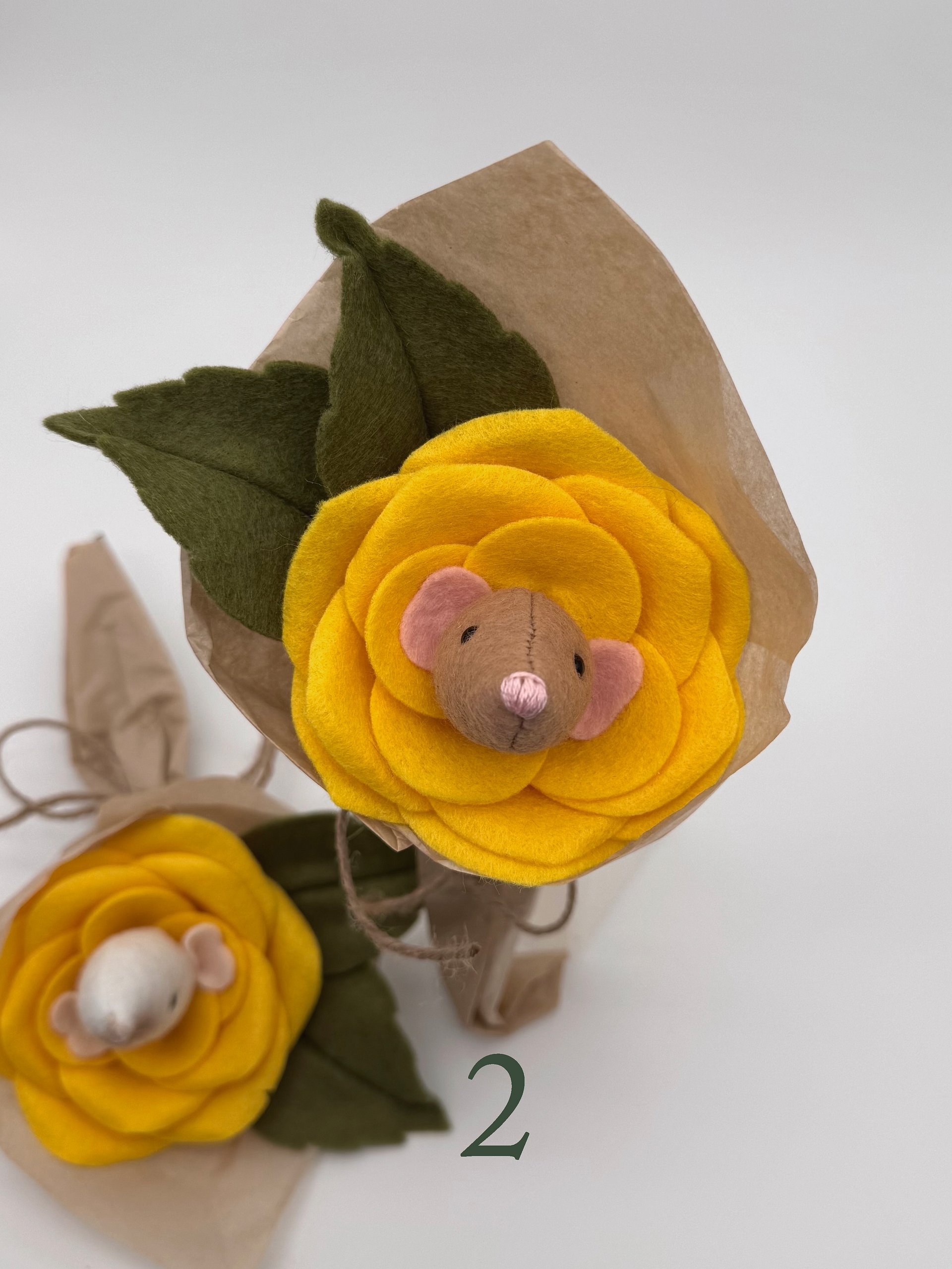 Yellow rat roses product image (2)