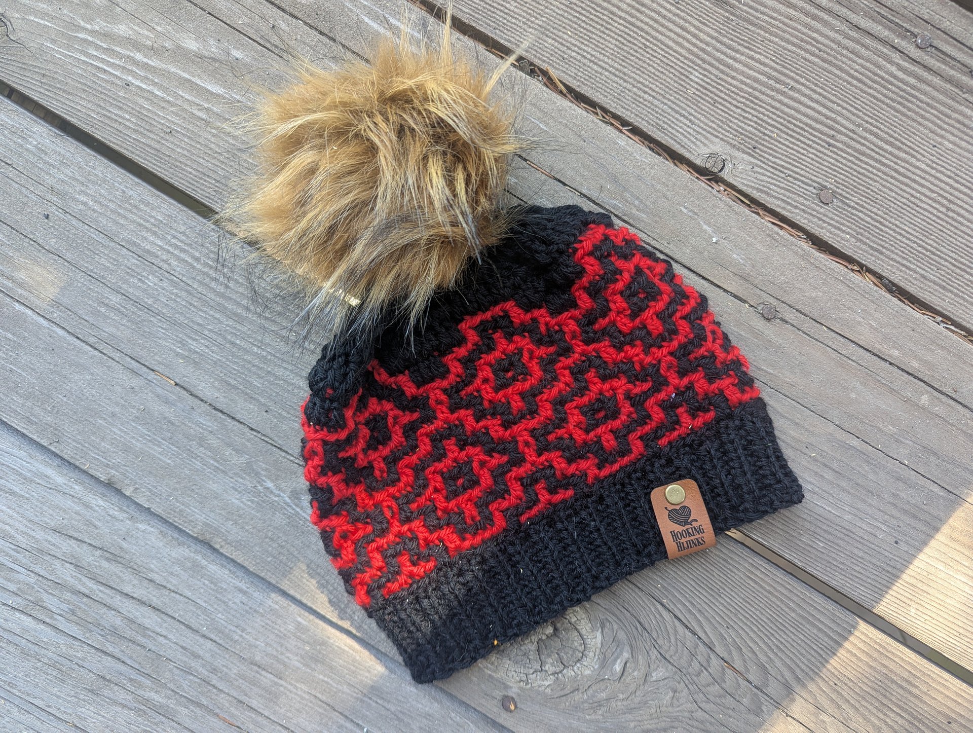 Mosaic Beanie - Red/Black product image (1)