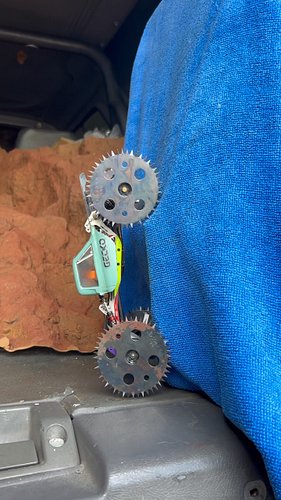 Snapped worm gear
4 broken driveshafts
Spur gear shot

.... good enough, for now #scx24