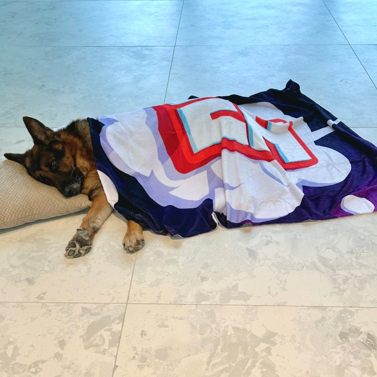 Blanket product image (3)