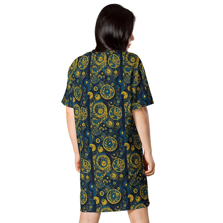 Chic Comfort: Urban Muse T-Shirt Dress product image (2)