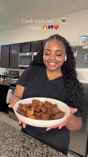 🇭🇹 Haitian Griot (Fried Pork) 🤤🔥

Nothing beats a plate of crispy, golden Haitian griot! Made with tender pork marinated in f...