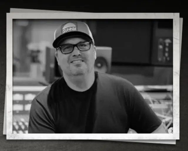 Shoutout to Spellbound Recorders and Guitar Barn Studios engineer, Chris Justice Always working his magic behind the board and giving 100% in every session to make these tracks shine. Give him a like and follow 🤘🏻 #krisbellband #RockLegends #RockMusic #KBB #SouthernRock @twowolfofficial