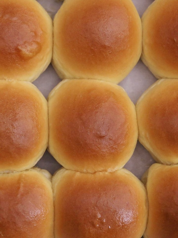 Dinner Rolls product image (2)