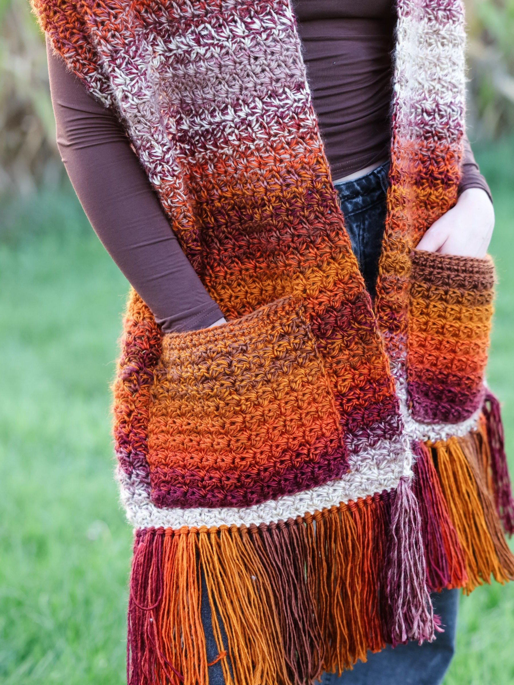 Chunky Suzette Pocket Shawl Crochet Pattern product image (6)