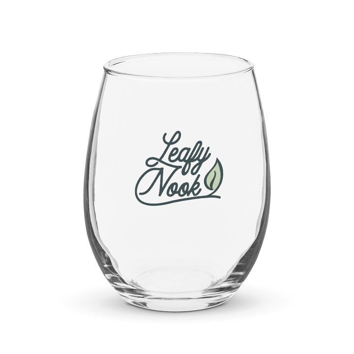 Leafy Nook Wine Glass product image (1)