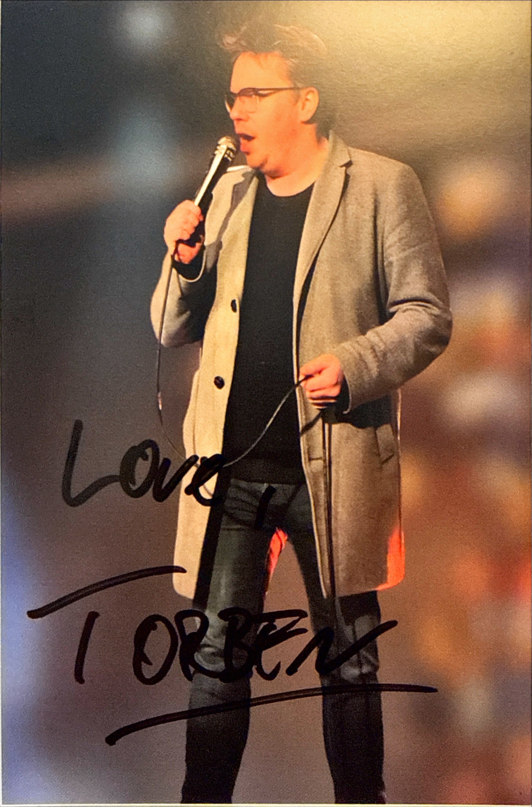 SIGNED AUTOGRAPH WITH PERSONAL DEDICATION product image (2)