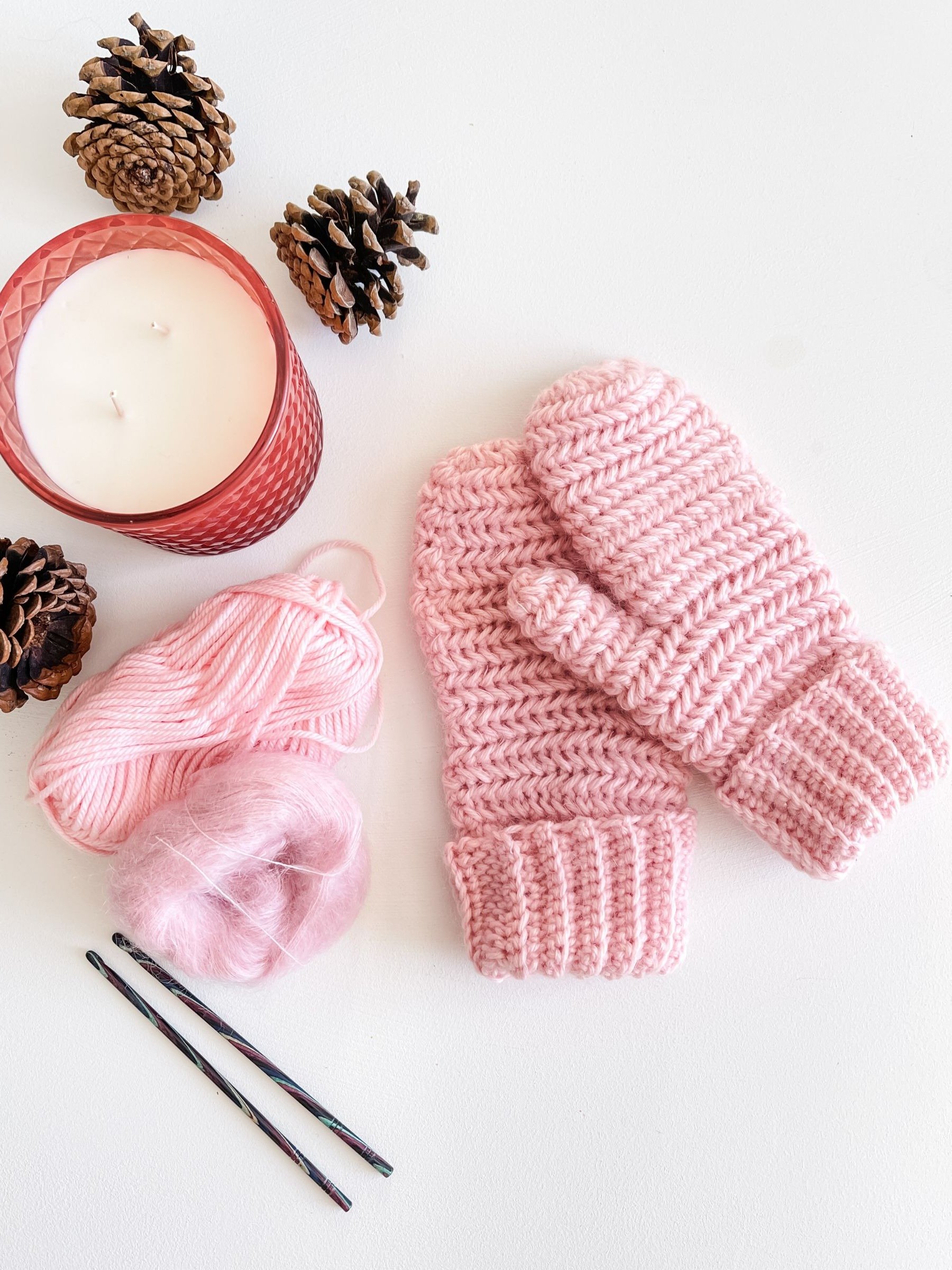 Heavenly Herringbone Mittens Crochet Pattern product image (7)