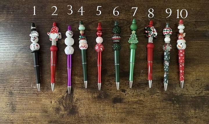 🎅 Handmade Christmas Beaded Pens – One of a Kind Holiday Designs product image (1)