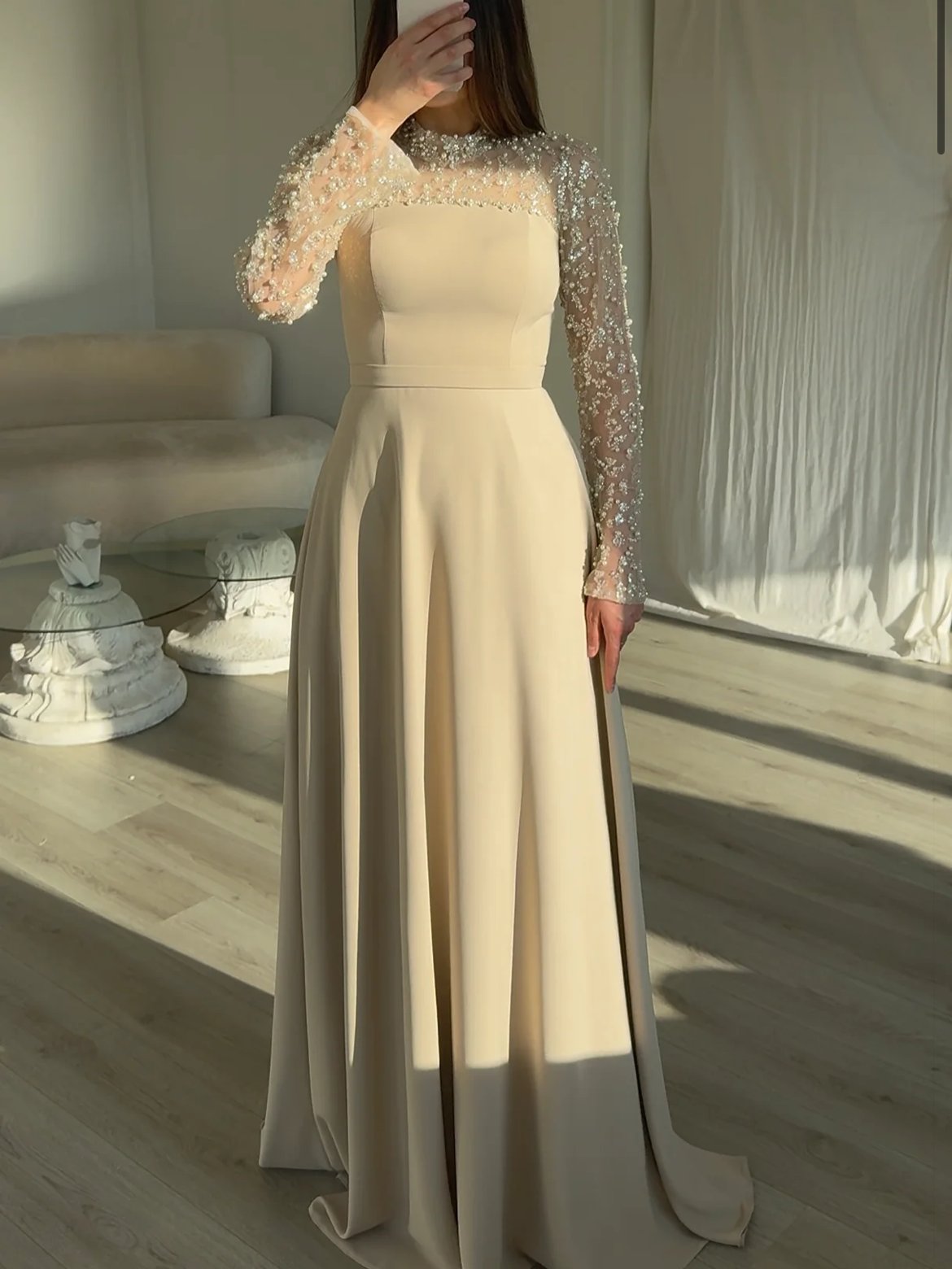 Luxury dress product image (1)