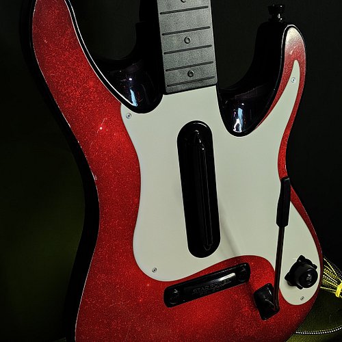 Modded GH5 / Band Hero guitar and more going live on our website soon! 

1 of 1 Mech Modded Guitar Hero Controllers

#guitarh...