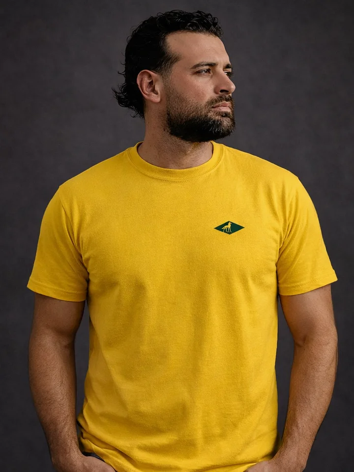 Camiseta Essencial Filhos da Patria Amarela product image (1)