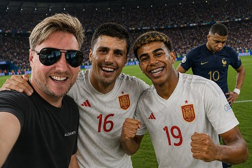 It’s like men against boys. Spain have absolutely done the business. 🇪🇸 Where’s Mbappé then? 🙈 France have looked well below ...