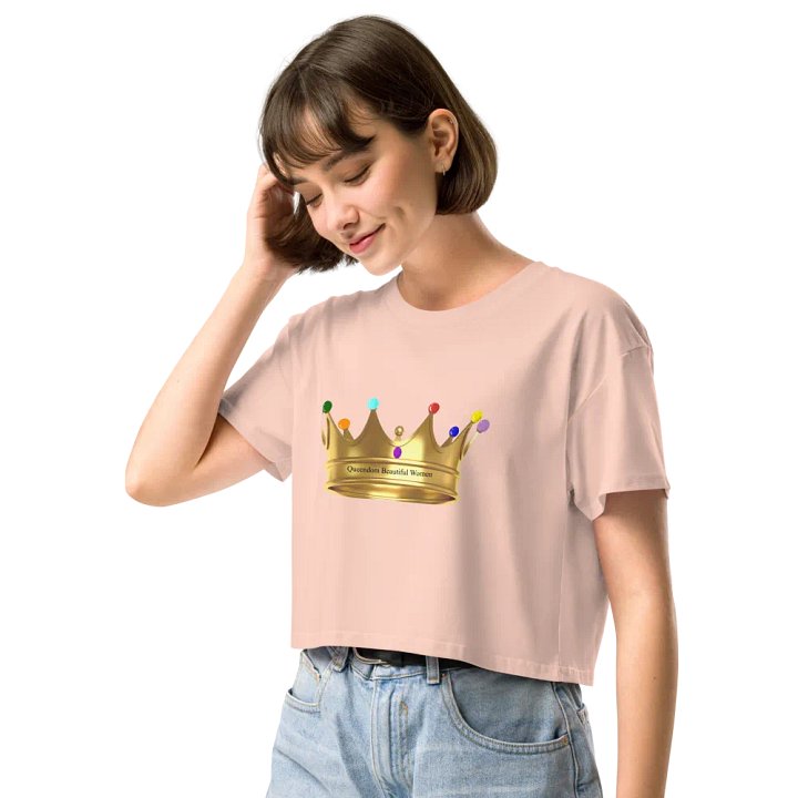 Queendom Beautiful Women Gemstone Crown Crop Tee/ Light Pink (TM) product image (2)
