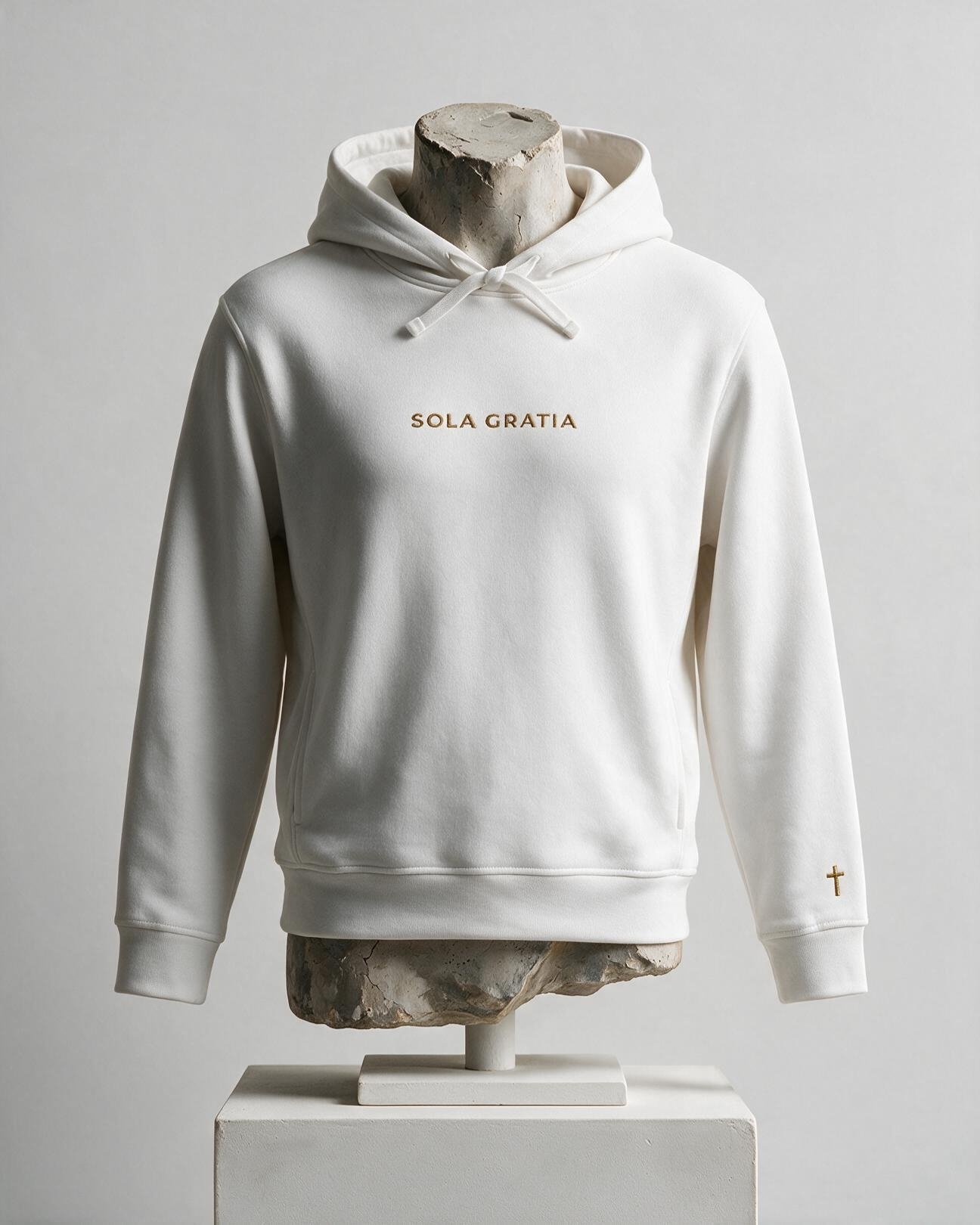 SOLA GRATIA ORGANIC-BLEND SIDE-POCKET HOODIE product image (1)