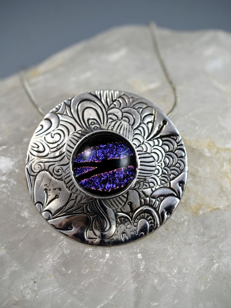 Fun & Flowers pendant product image (1)