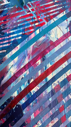 Tape removal 👀

#abstractart #painting #maskingtape #taperemoval #tapepull