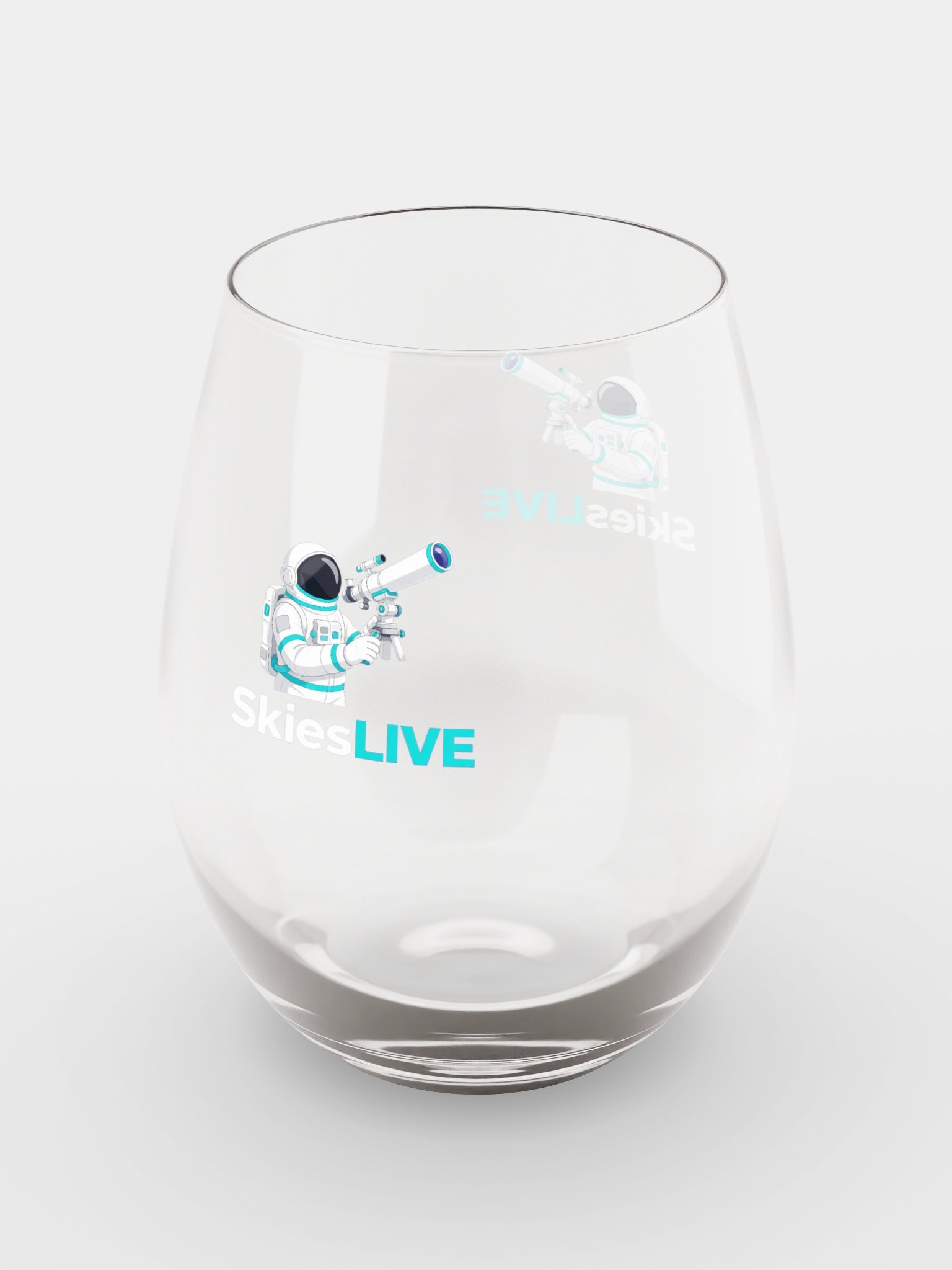 SkiesLIVE Astronaut Wine Glass product image (2)