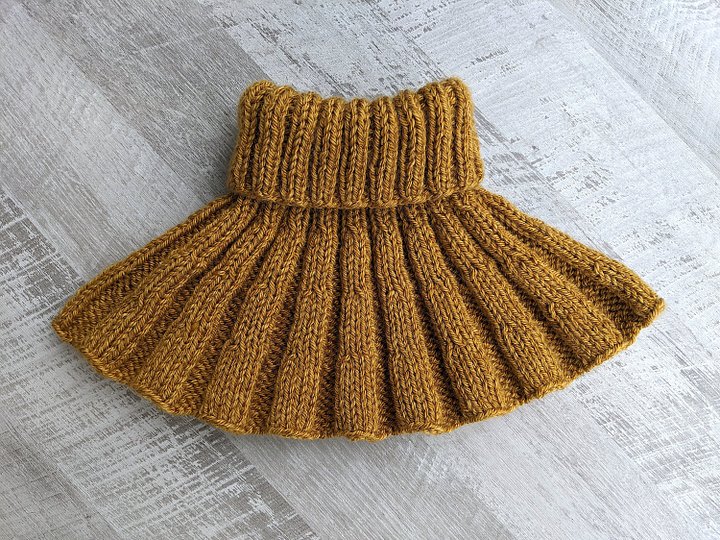 Round Dickey Knitting Pattern product image (1)