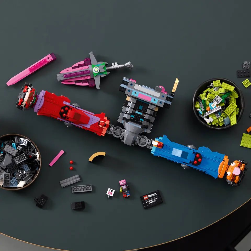 LEGO Fortnite Mecha Team Leader product image (8)
