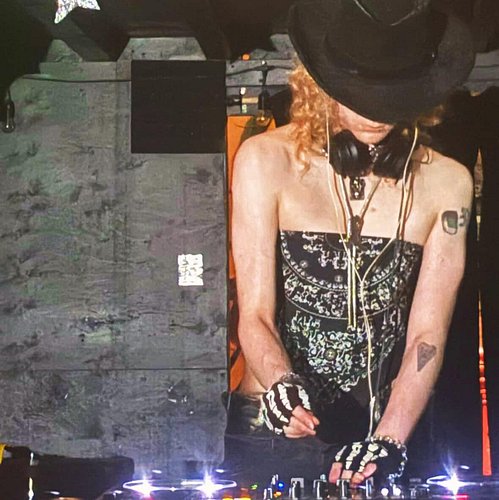 🖤💀Das Mortuary: Goth Pride💀🖤

This Pride Saturday we descend into the shadows for a night of unrelenting dark beats, yearning...