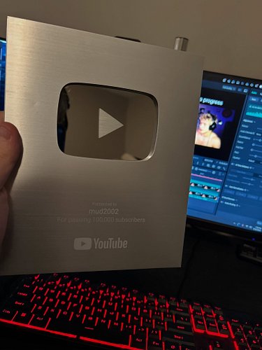 Thank you guys for 100k subscribers ❤️

Starting Monday, streams are back every week, and I’m gonna be posting a ton. Making ...