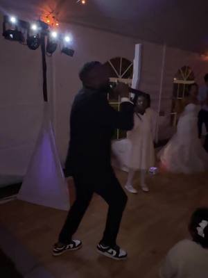 Once-in-a-lifetime wedding moment ✨ World-famous Indian artist performs “My Arms”  #CapCut #TikTokWedding #WeddingTok #LuxuryWedding #WeddingMoment           